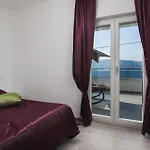 Nine-bedroom In Arbanija * Trogir